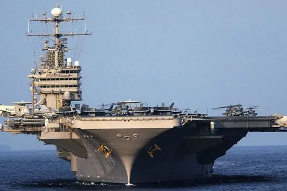 سنتكوم حاملة الطائرات إبراهام لينكولن ومجموعتها الضاربة وصلت الشرق الأوسط شفق نيوز