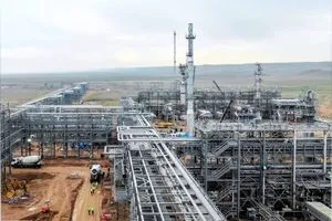 دانة غاز وكريسنت بتروليوم توقعان اتفاقيات طويلة الأمد لبيع غاز جمجمال للمصانع لمدة 10 سنوات