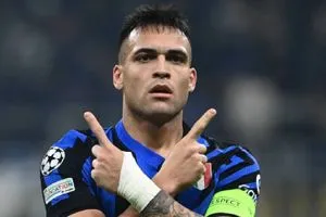 مارتينيز يتصدر جدول ترتيب هدافي الدوري الإيطالي