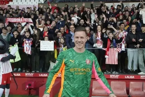 رقم تير شتيغن مع جيرونا