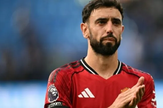 اليونايتد يحاول إقناع فيرنانديز بالبقاء