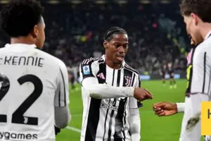 تاريخ مشرف ليوفنتوس ضد الأندية الفرنسية