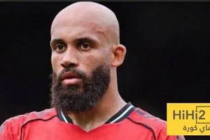 مبومو يدخل تاريخ مانشستر يونايتد