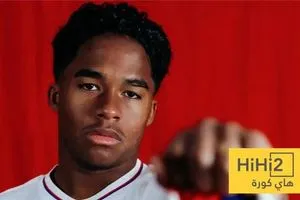 اندريك يتحول لدجاجه تبيض ذهبا