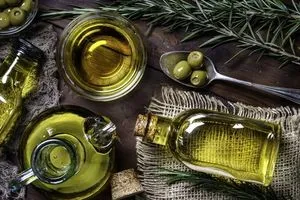 دراسة تكشف وجه العلاقة بين أنواع زيت الزيتون والأمعاء والذاكرة