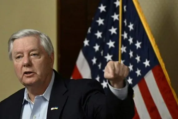 سيناتور امريكي يتعهد بفرض عقوبات على سوريا وتركيا لتهديدهم الاكراد