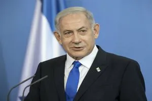 تلفون نتنياهو بلاصق على الكاميرا يثير جدلا صورة