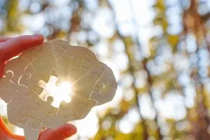 لماذا تضعف الذاكرة مع التقدم في العمر