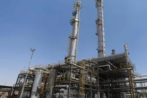 نفط ميسان تقدم ملحوظ في 12 موقعاً لتشييد أنابيب النفط والغاز في حقل الحلفاية