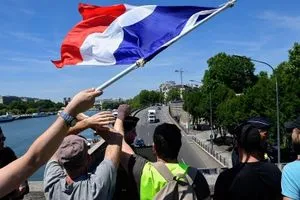 استطلاع 70 من الفرنسيين أيدوا تعليق الهجرة إلى البلاد لمدة 2 3 سنوات