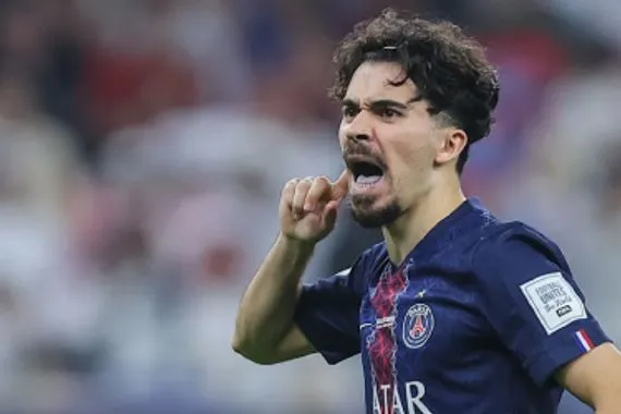 فيتينا يفتتح التسجيل لباريس ضد نيوكاسل