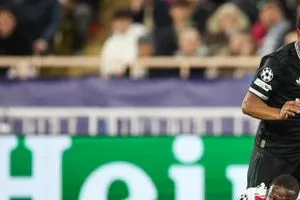 إحصائيات نصف ساعة من مباراة يوفنتوس وموناكو