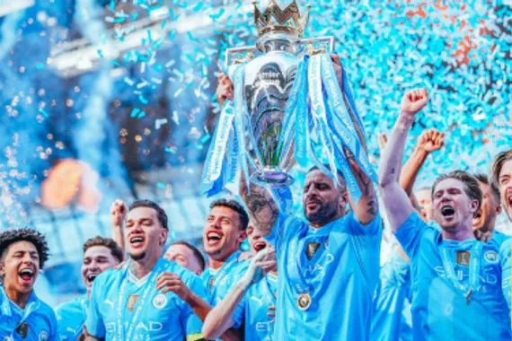 نجم السيتي السابق يرشحه للفوز بالدوري الإنجليزي