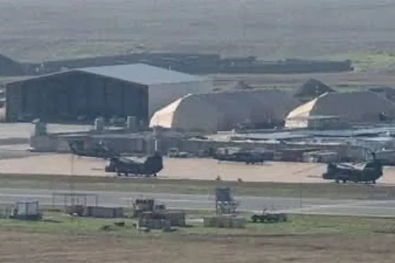 استنفار وإغلاق قاعدة الحرير بعد هبوط مروحيات أميركية فجر اليوم